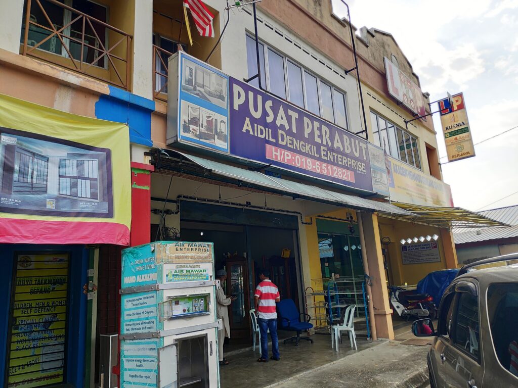 kedai perabot sepang aidil dengkil enterprise