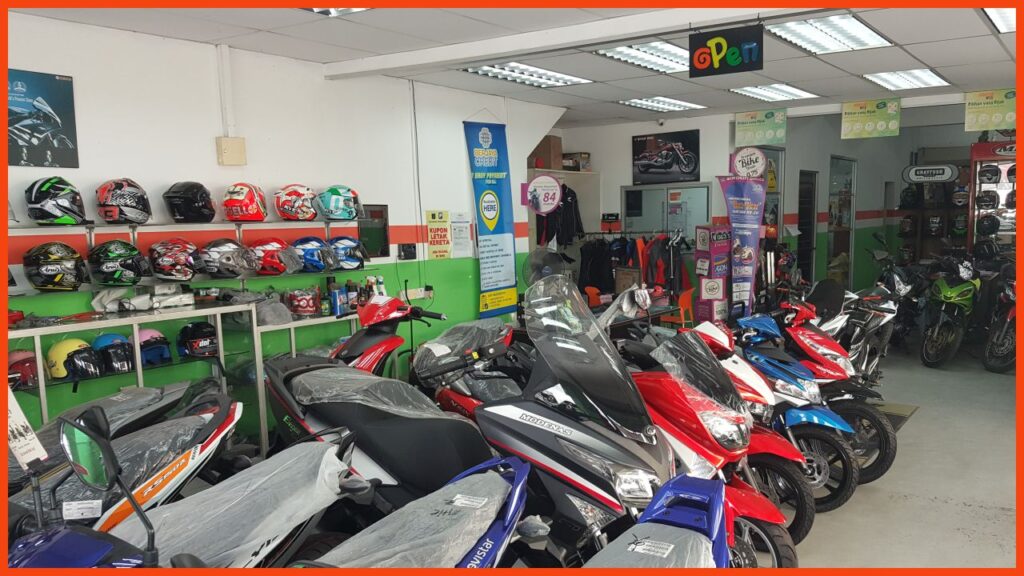 kedai helmet puchong ez one bikers (kontuz)